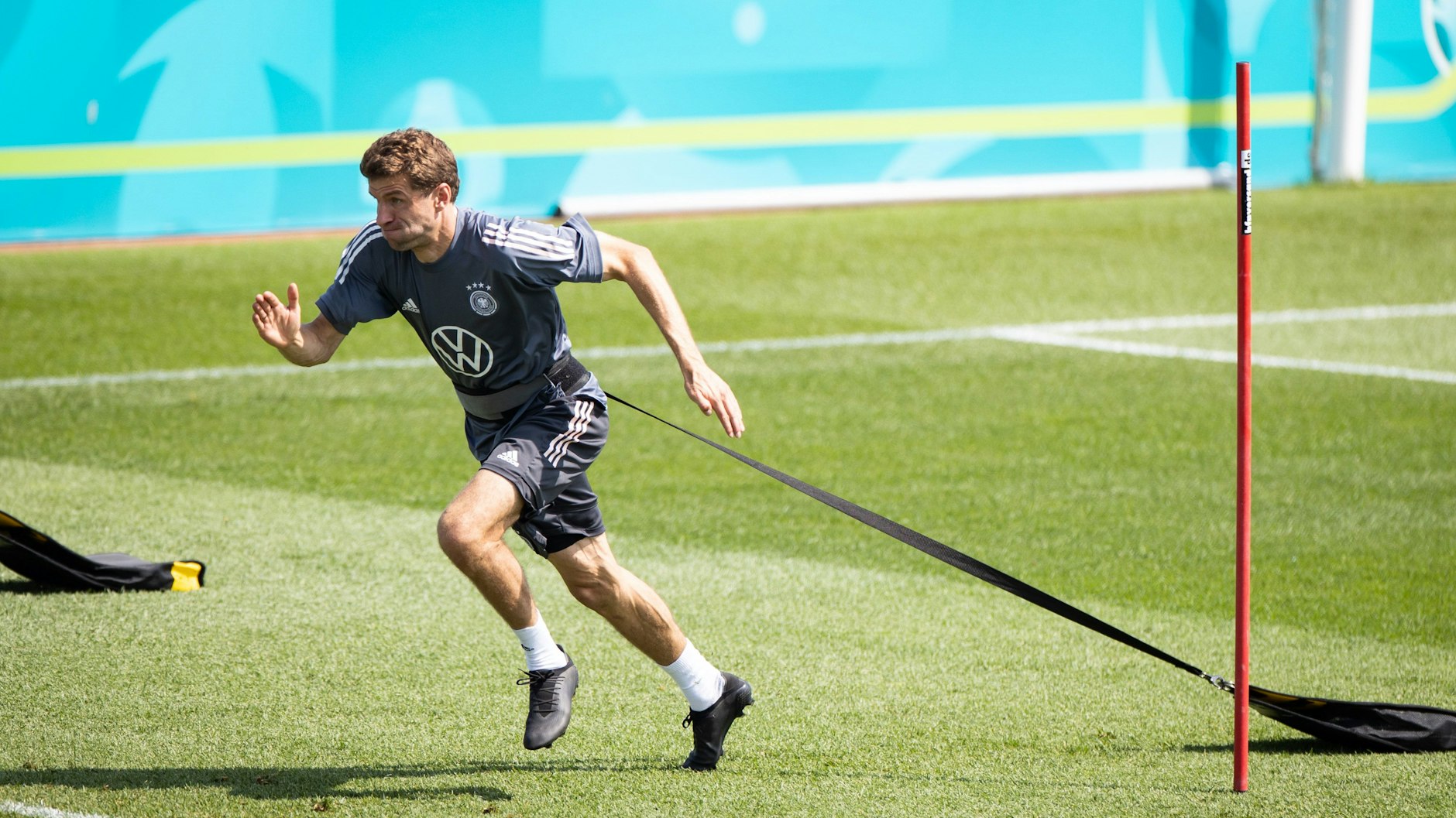 So legte Thomas Müller Sonnabend im Training wieder los.
