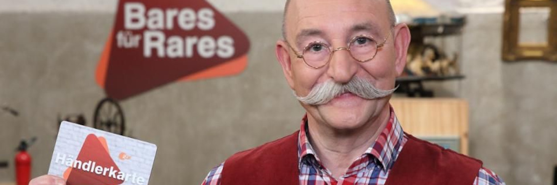 „Bares für Rares“ und Horst Lichter werden immer wieder mit Fake-Vorwürfen konfrontiert. 