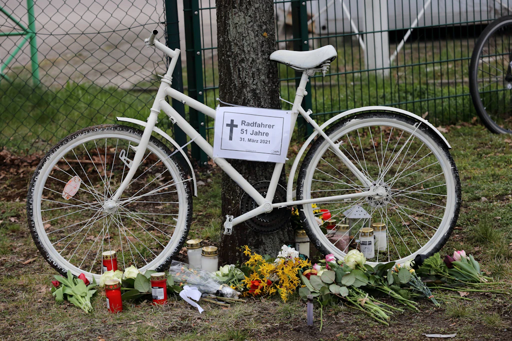 Berlin: Mehr als 100 Radler schwer verletzt, mehrere Tote