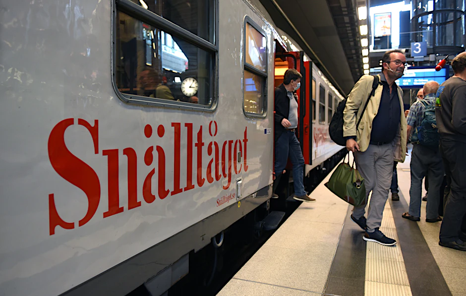 Montag kurz vor 9 Uhr im Berliner Hauptbahnhof: Der erste Snälltaget-Nachtzug ist eingetroffen.