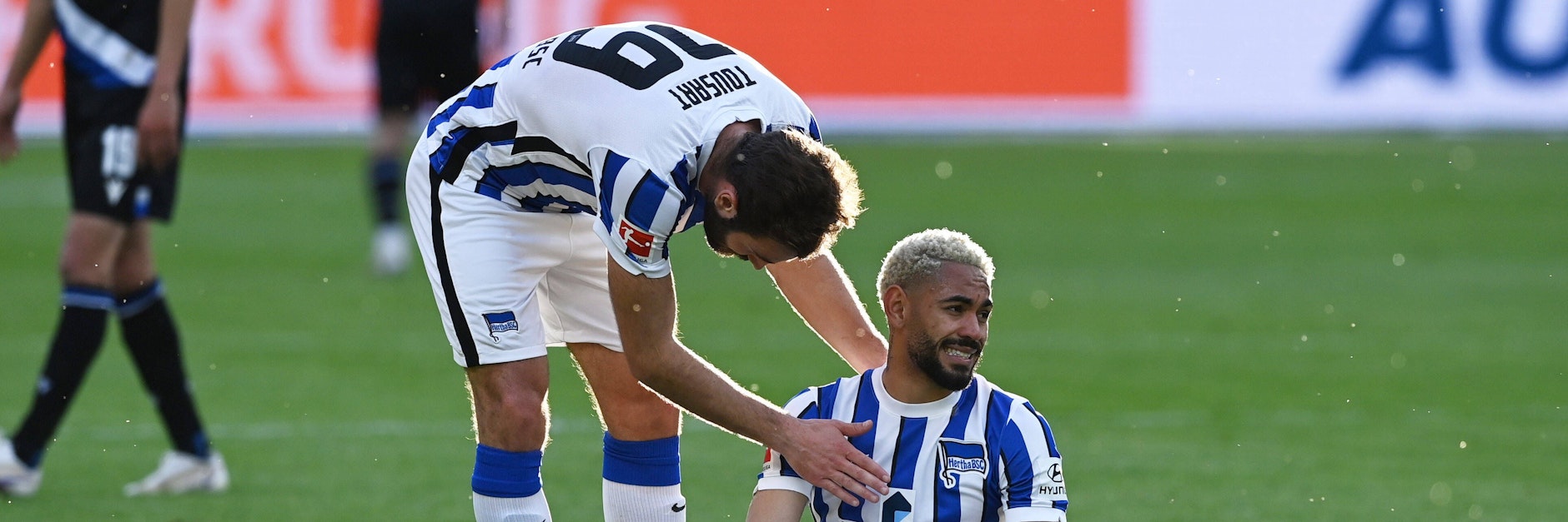 Werden Hertha BSC während der wichtigen Saisonvorbereitung fehlen: Lucas Tousart (l.) und Spielmacher Matheus Cunha.&nbsp;