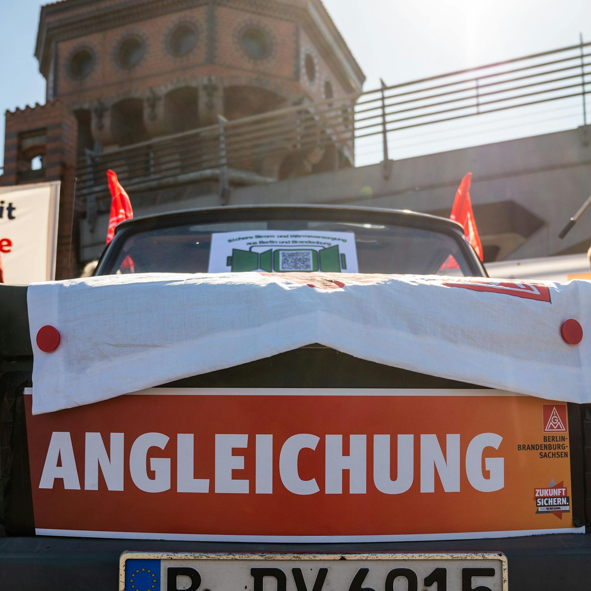 Für eine Viertelmillion Ost-Metaller ist die 35-Stunden-Woche drin