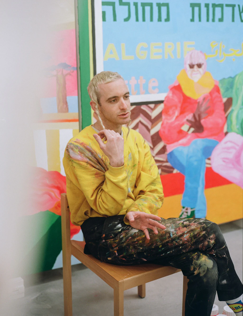 Wie queer sind diese Schläfenlocken? Die Malerei von Navot Miller