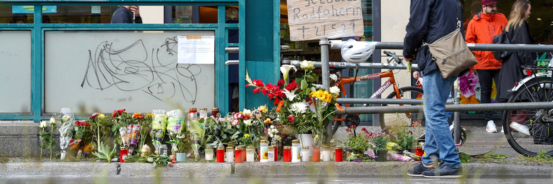 Mahnwache für die tödlich verunglückte Laetitia (37)