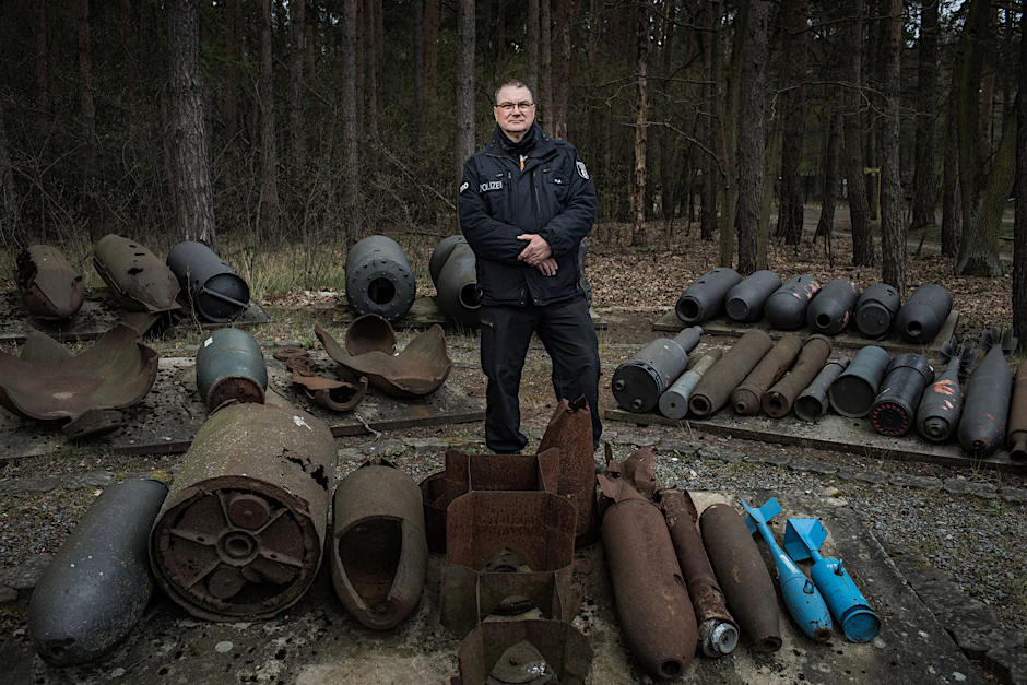 Dietmar Püpke ist Fachgruppenleiter des Kampfmittelräumdienstes und Polizeifeuerwerker des Kriminaltechnischen Instituts im LKA Berlin.