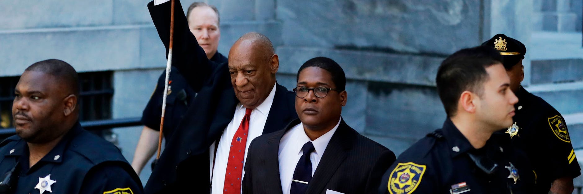 Ein Gericht ordnete die Entlassung von Bill Cosby aus dem Gefägnis an. Seine Verurteilung wegen sexuellen Missbrauchs wurde aufgehoben (Archivfoto vom 26. April 2018). 