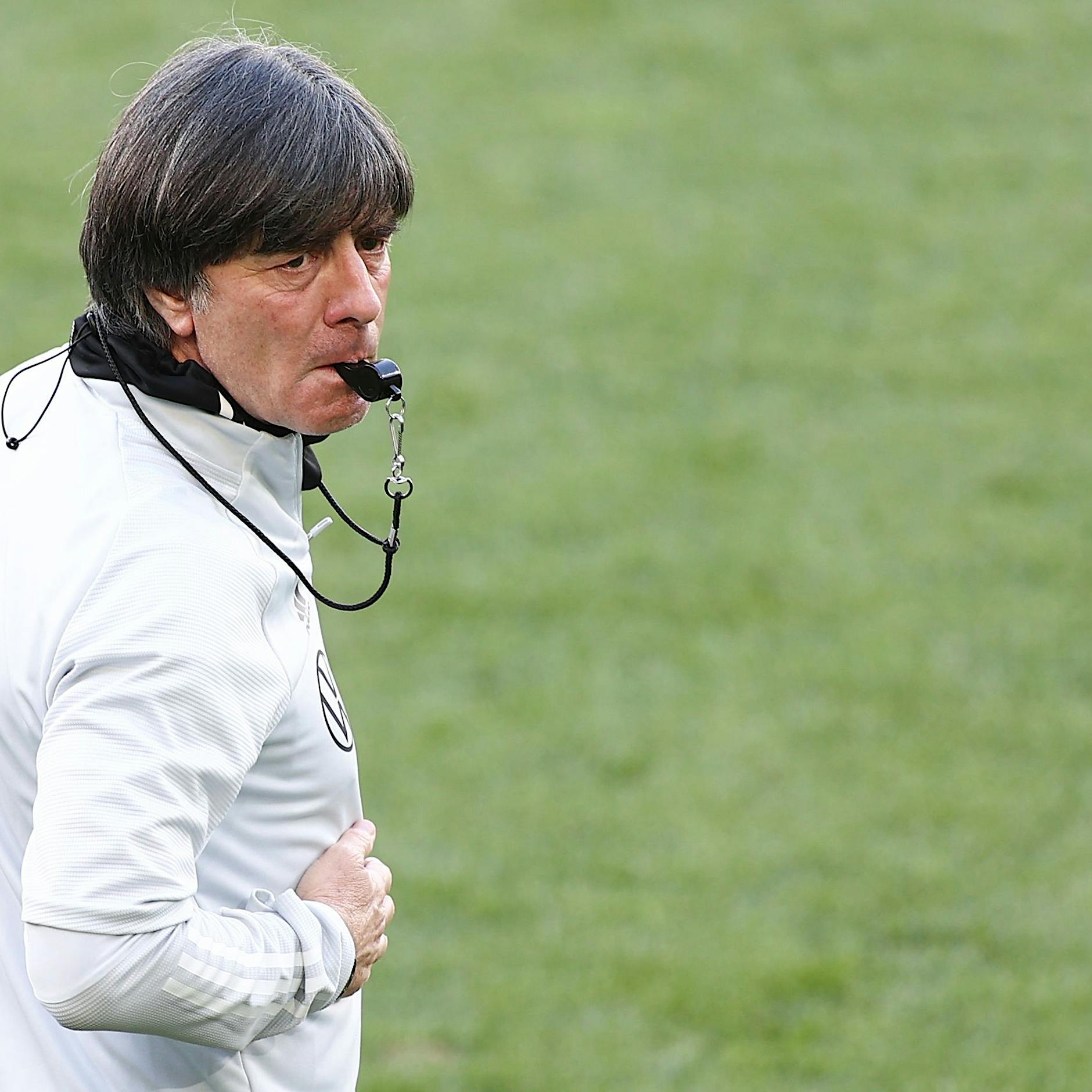 Wie aus dem lässigen ein überheblicher Jogi Löw wurde