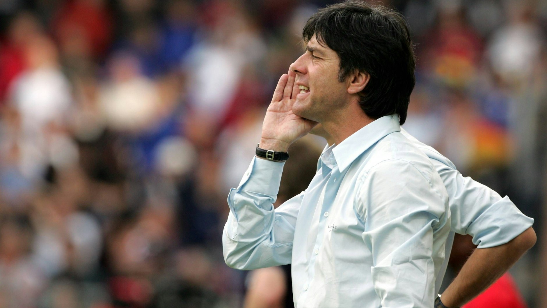 Noch in assistierender Funktion: Joachim Löw 2006.