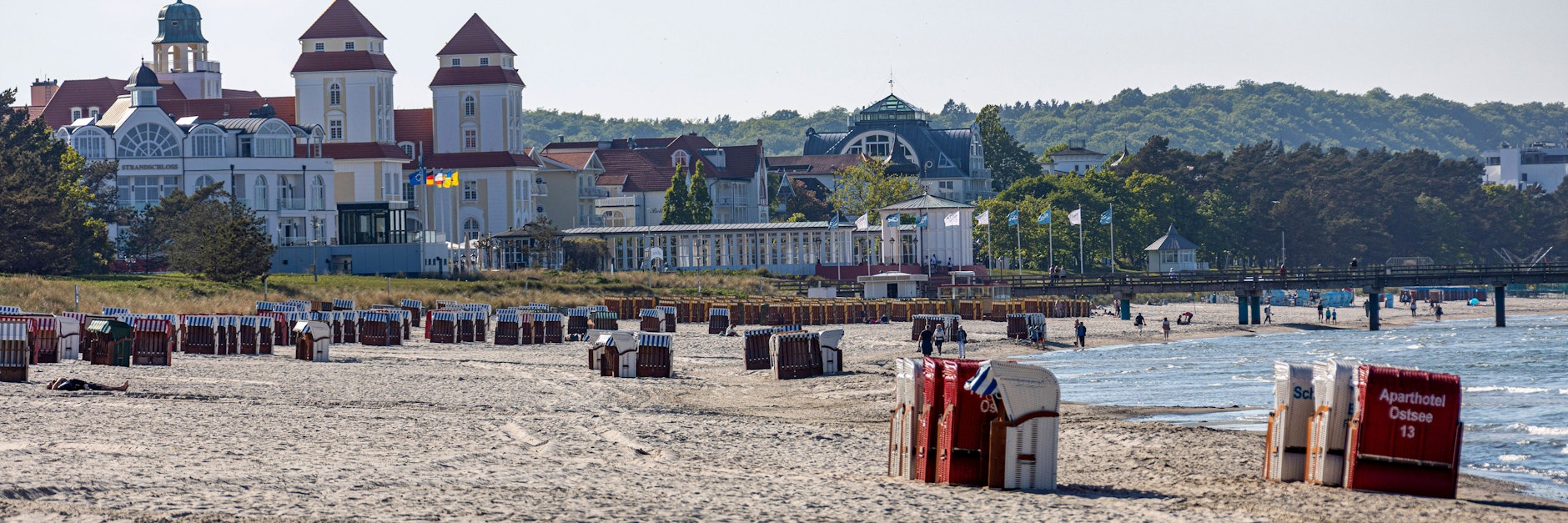 Rügen erwartet Besucherströme: Seit Freitag dürfen wieder alle Urlauber an die Ostsee reisen (Foto: Binz).