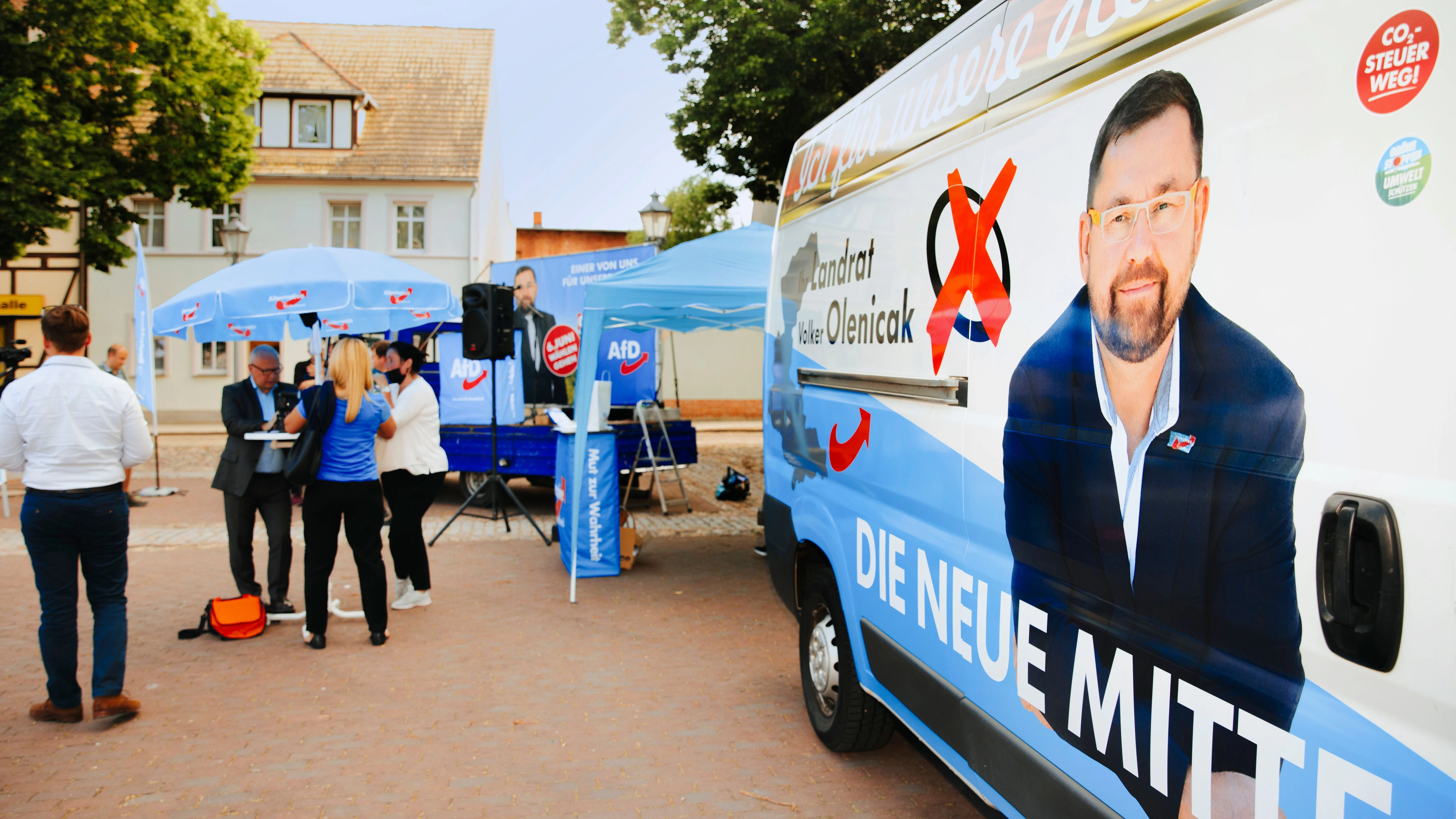 Der 55-jährige Volker&nbsp;Olenicak versteht sich und die AfD als „die neue Mitte“.
