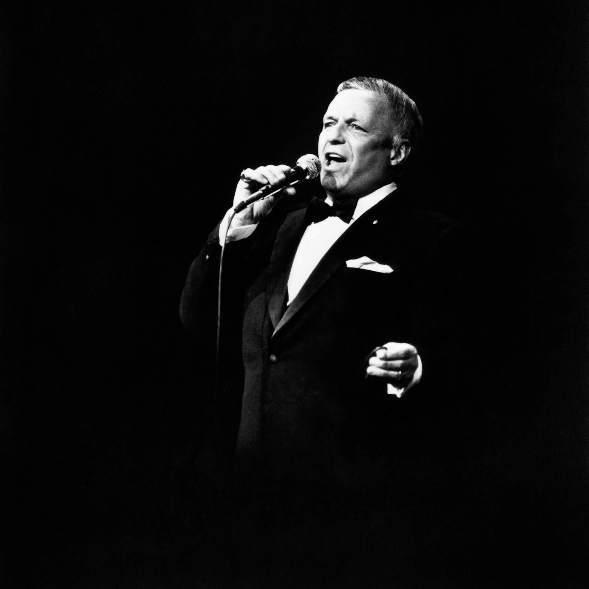 Neue Biografie enthüllt: Frank Sinatra war ein Fan von flotten Dreiern, verzichtete aber auf Sex mit Marilyn Monroe