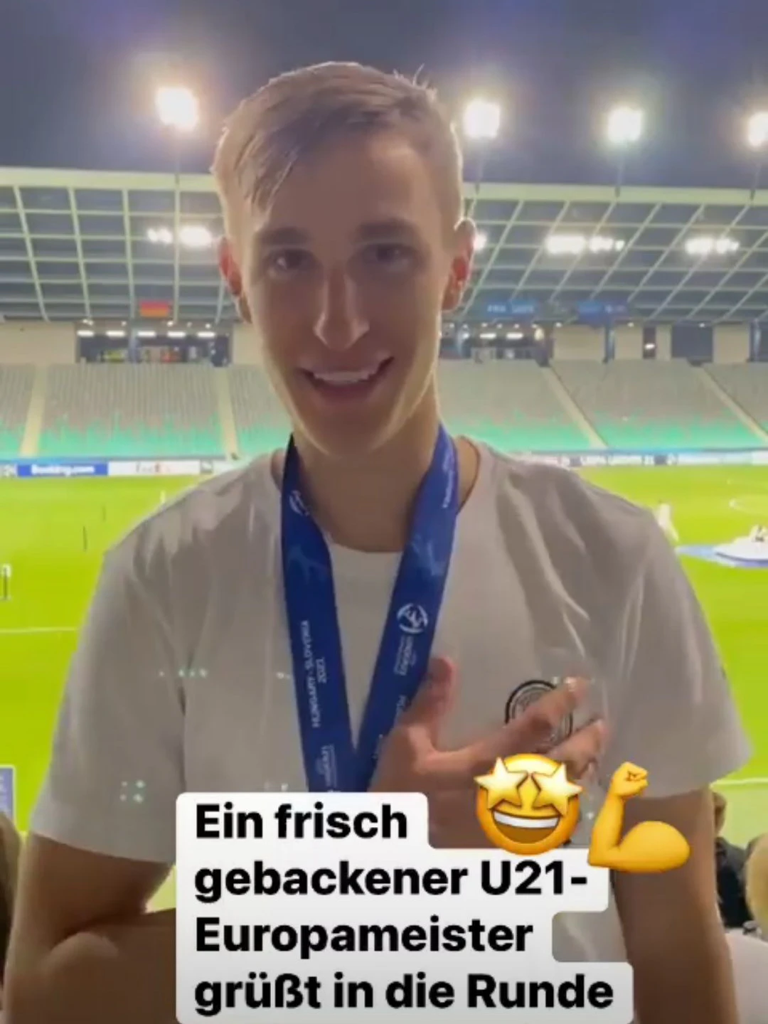 Unioner Nico Schlotterback grüßt nach dem EM-Titel über Facebook die Fans des 1. FC Union.