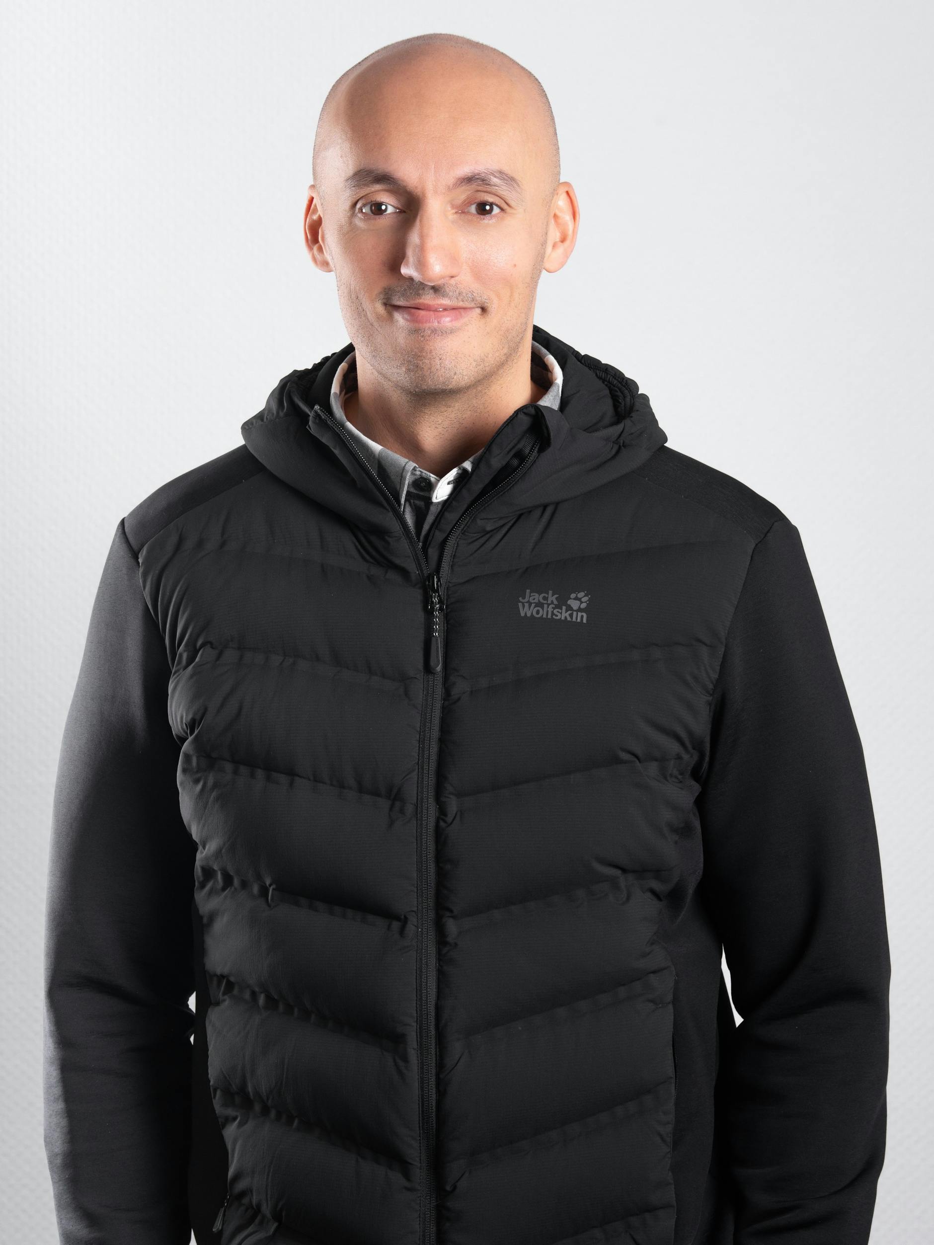 Mokhtar Benbouazza ist Vizepräsident für Marketing und Digitales bei Jack Wolfskin