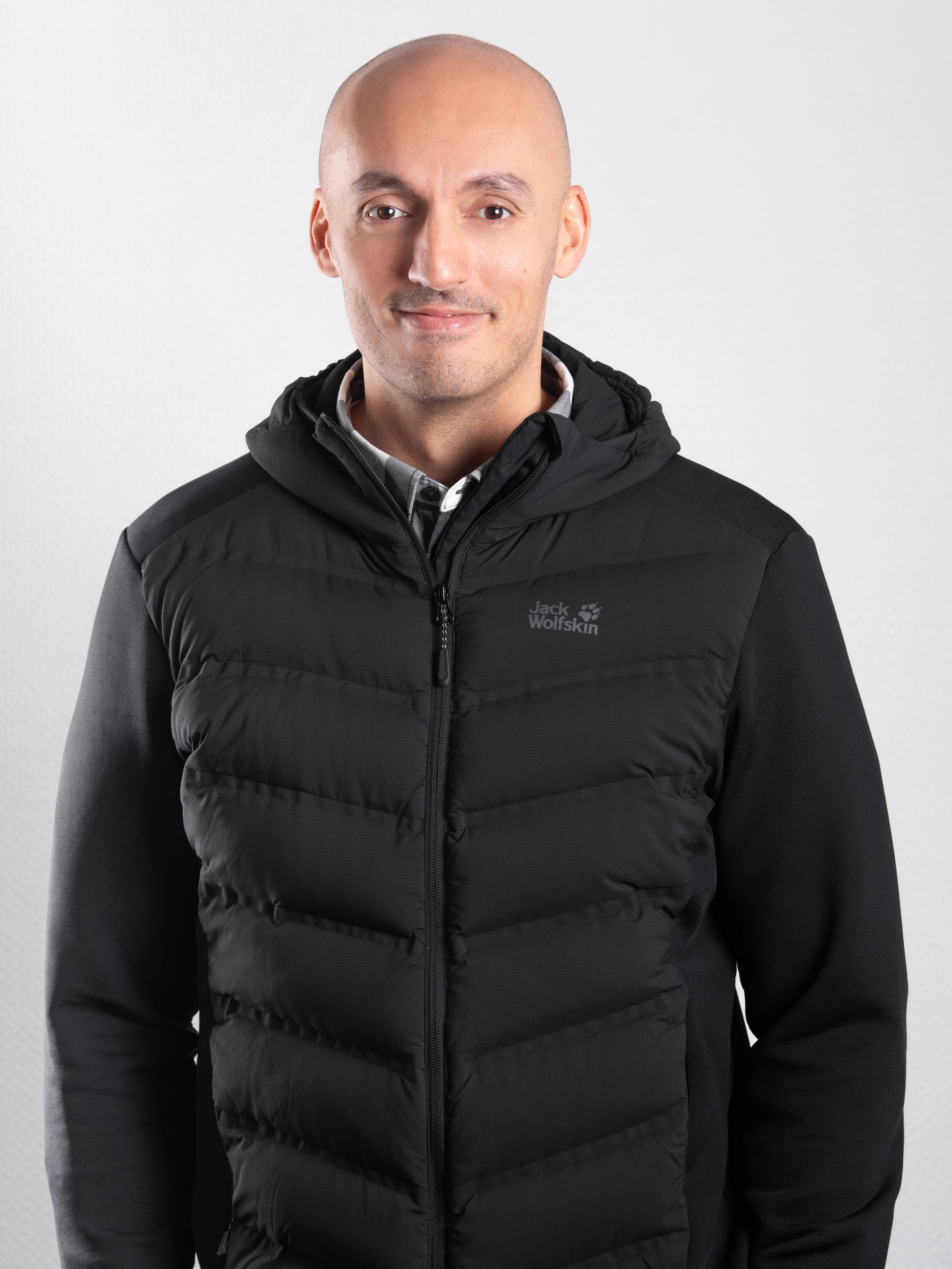 Mokhtar Benbouazza ist Vizepräsident für Marketing und Digitales bei Jack Wolfskin