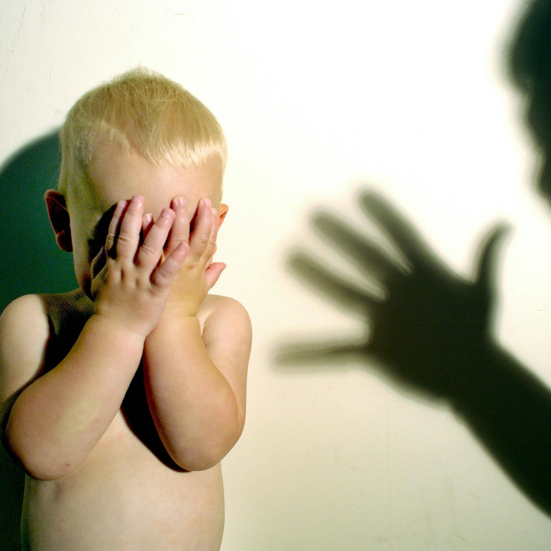 Unfassbare Taten: Horror-Mutter quälte ihre Kinder jahrelang, um mit den Verletzungen Versicherungsgeld zu kassieren