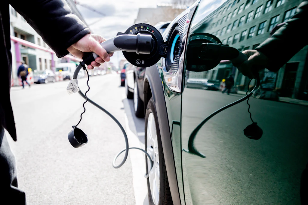 Senat beschließt: Bald nur noch E-Autos in Berliner Innenstadt