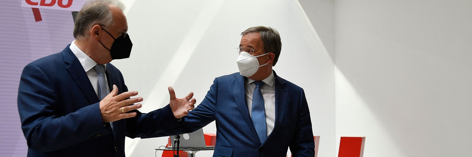 Reiner Haseloff (l.) mit CDU-Kanzlerkandidat Armin Laschet, dem er eine klare Abgrenzung von der AfD als Erfolgsrezept empfiehlt.&nbsp;&nbsp;