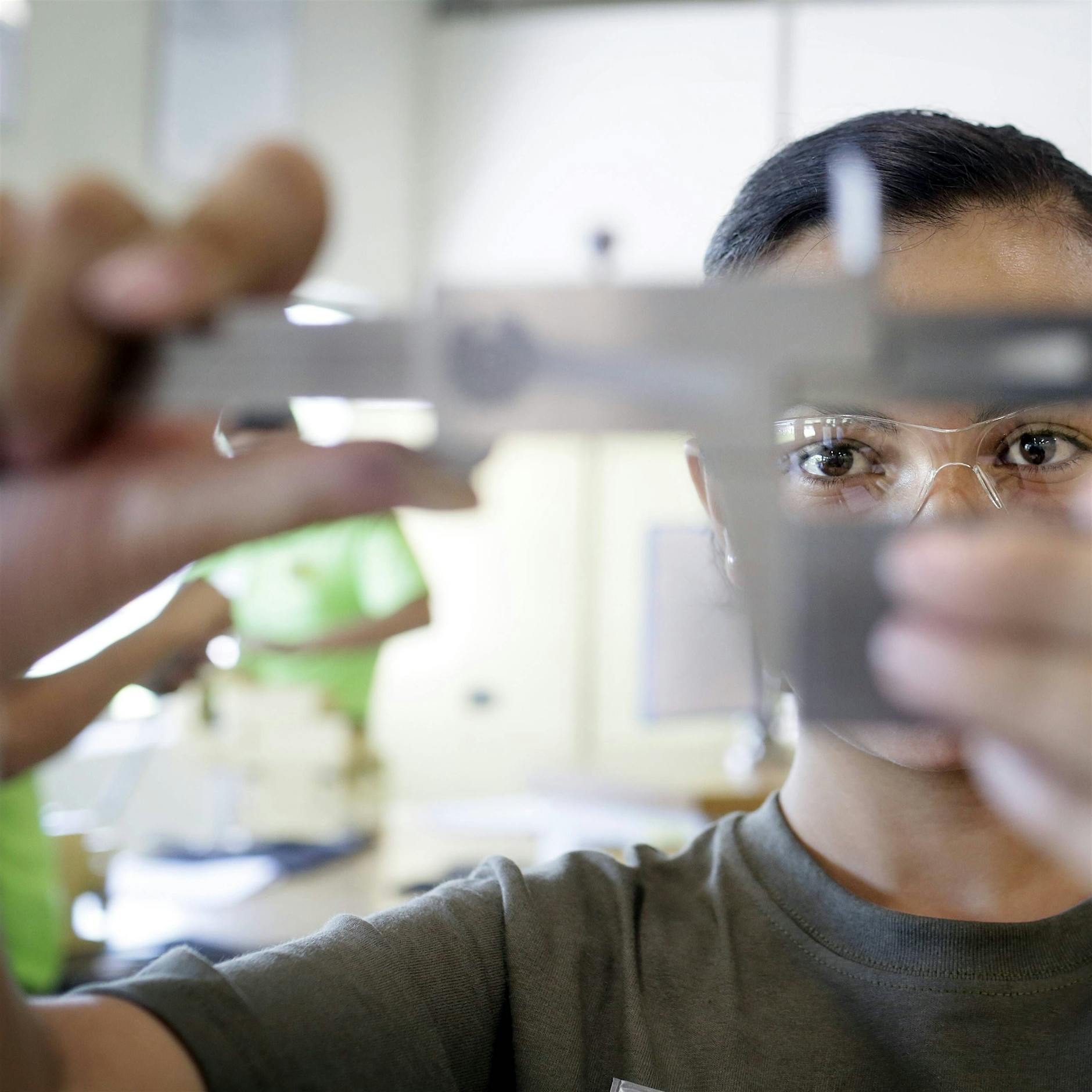 Ausbildungsplatzsuche digital: „Wir wollen auf die Handys der jungen Leute“