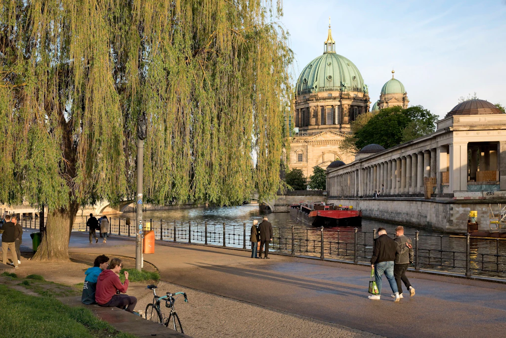 Pro und Contra: Sollte man Berliner Parks nach 22 Uhr schließen?