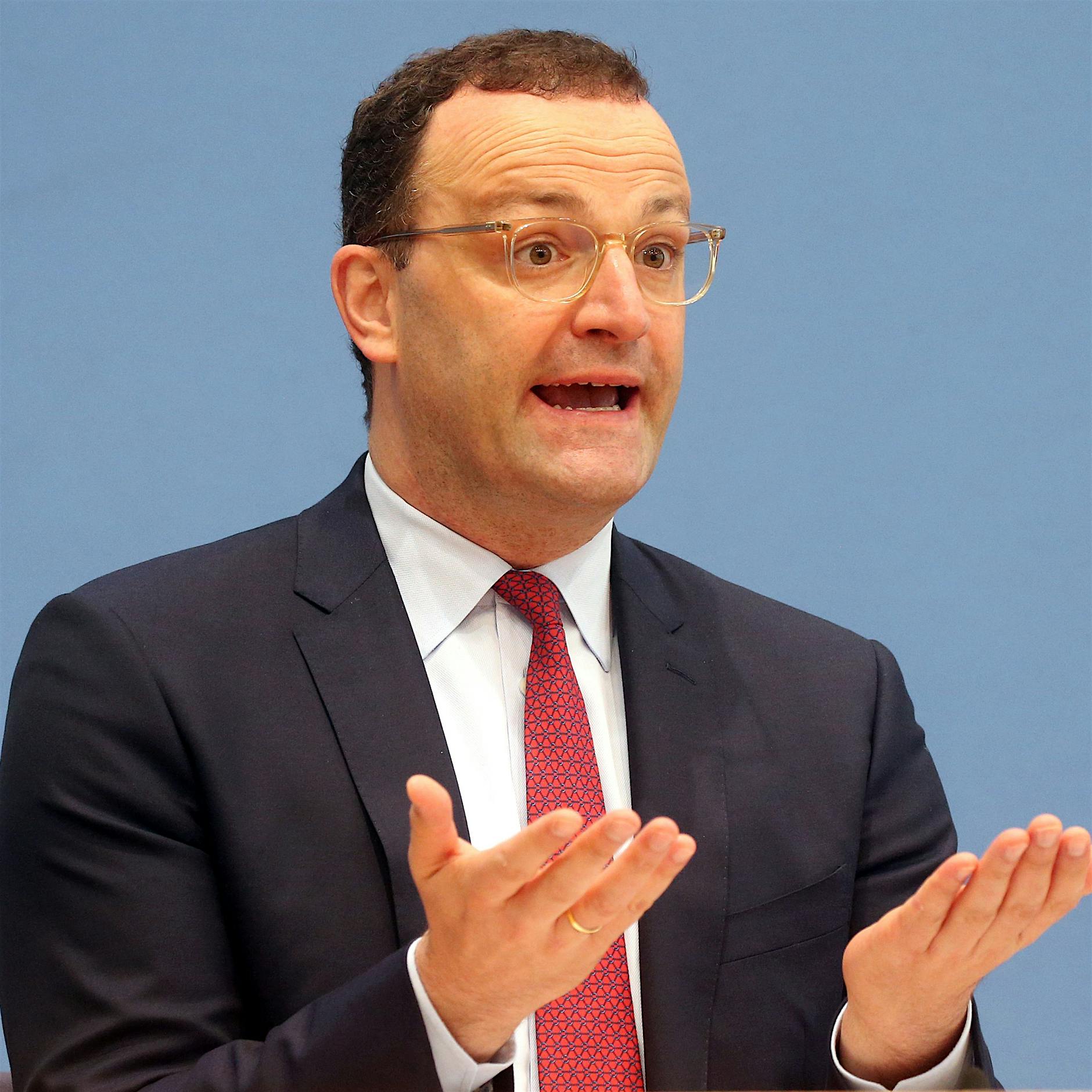 Jens Spahn mahnt Bürger zu Vorsicht vor Delta-Variante