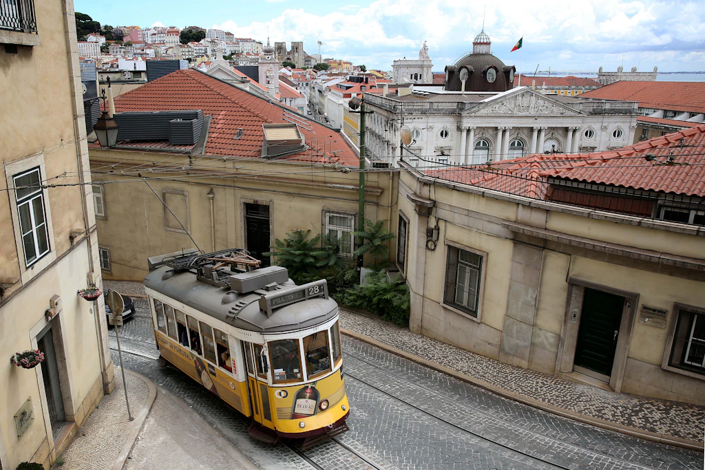 Steigende Corona-Zahlen in Portugal: Nächtliche Ausgangssperre in Lissabon