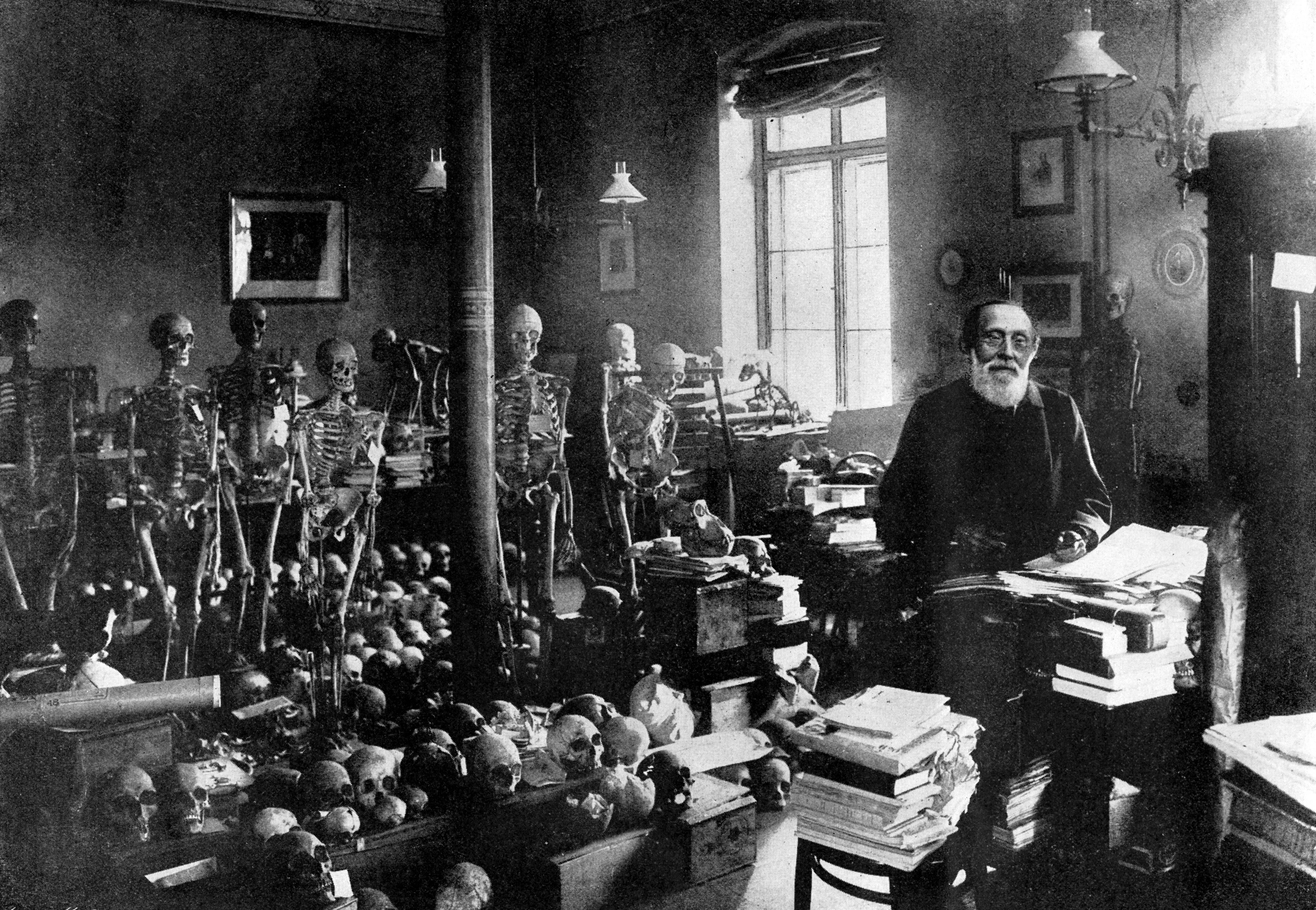 Virchow und Helmholtz: Geniale Männer im Roten Rathaus