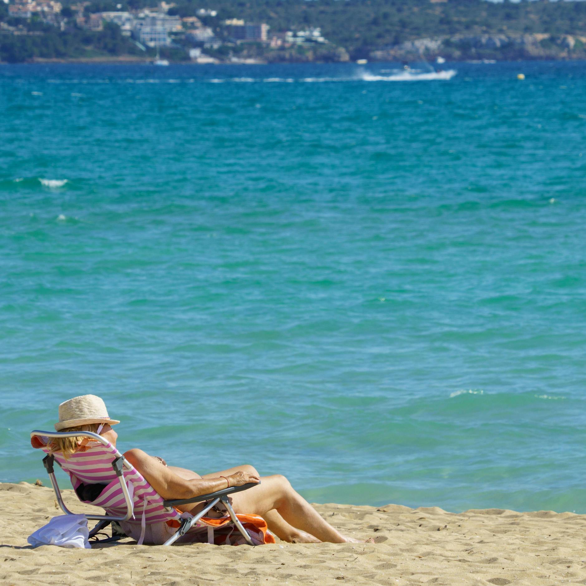 Ab in den Urlaub – was geht und was geht nicht? Der aktuelle Corona-Überblick für ganz Europa!