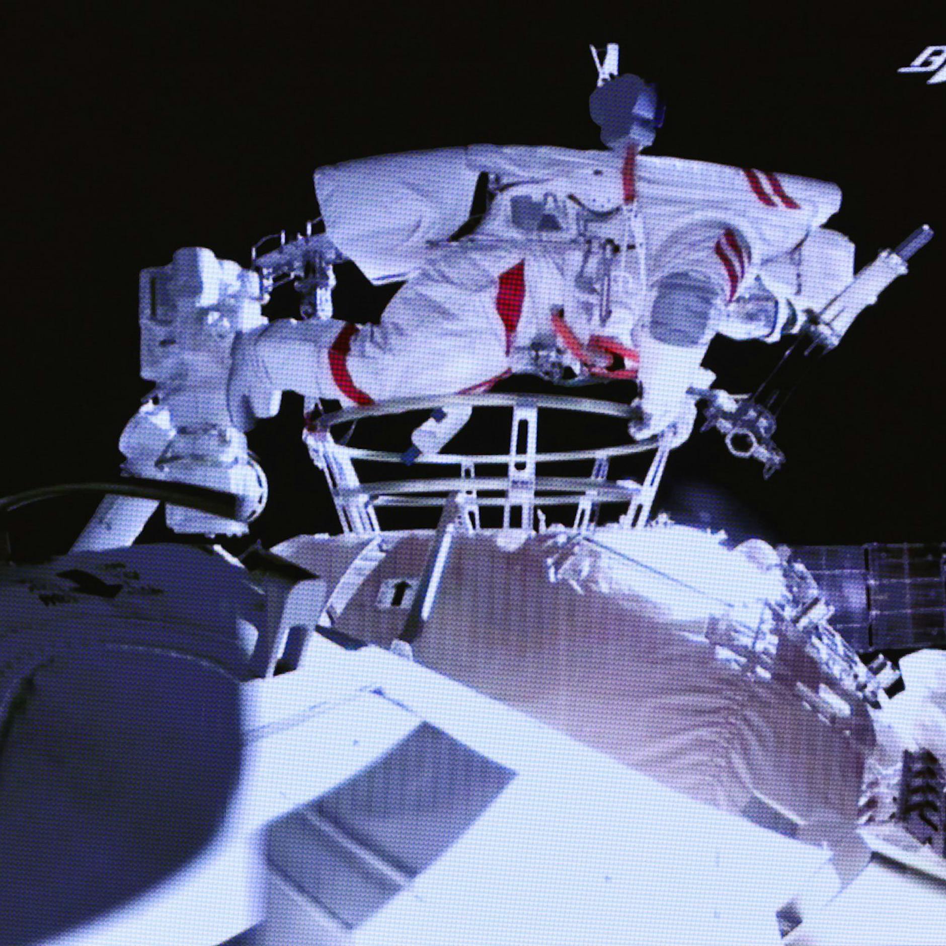 Himmelspalast im All: Erster Weltraumspaziergang an Chinas neuer Raumstation
