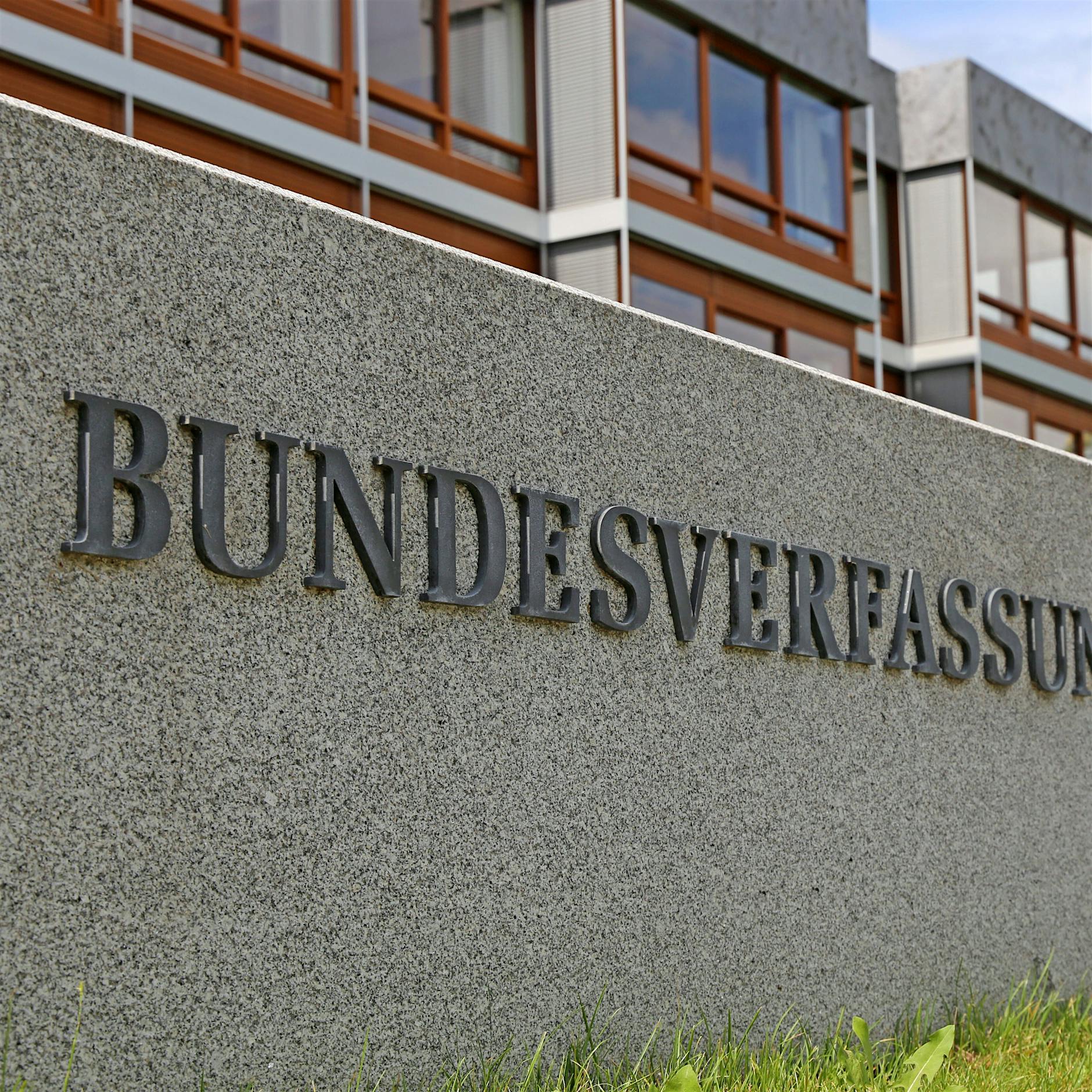 Bayern, NRW und Brandenburg: Umwelthilfe reicht Klimaklagen ein