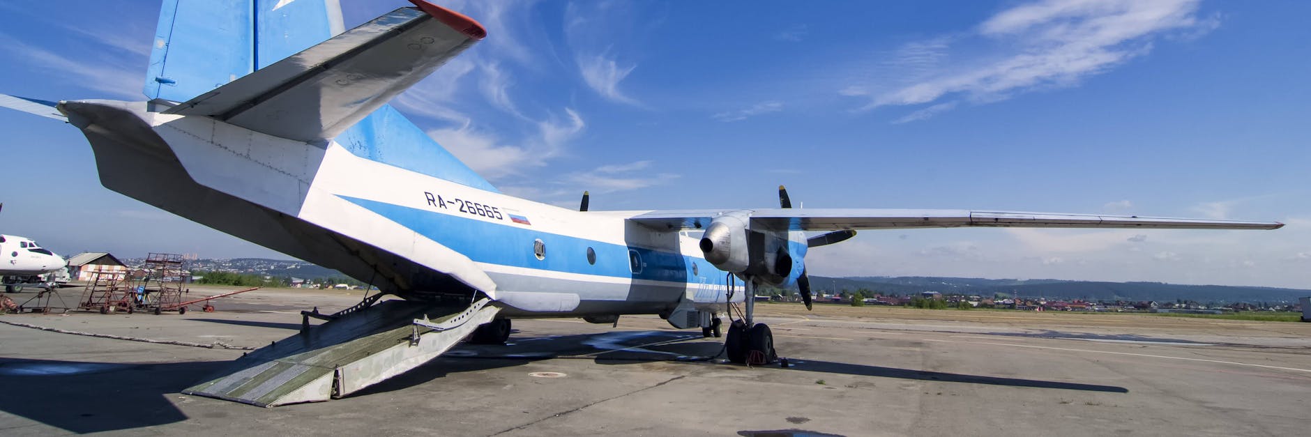 Eine Antonow AN-26. Ein Flugzeug diesen Typs ist über Russland verschwunden.