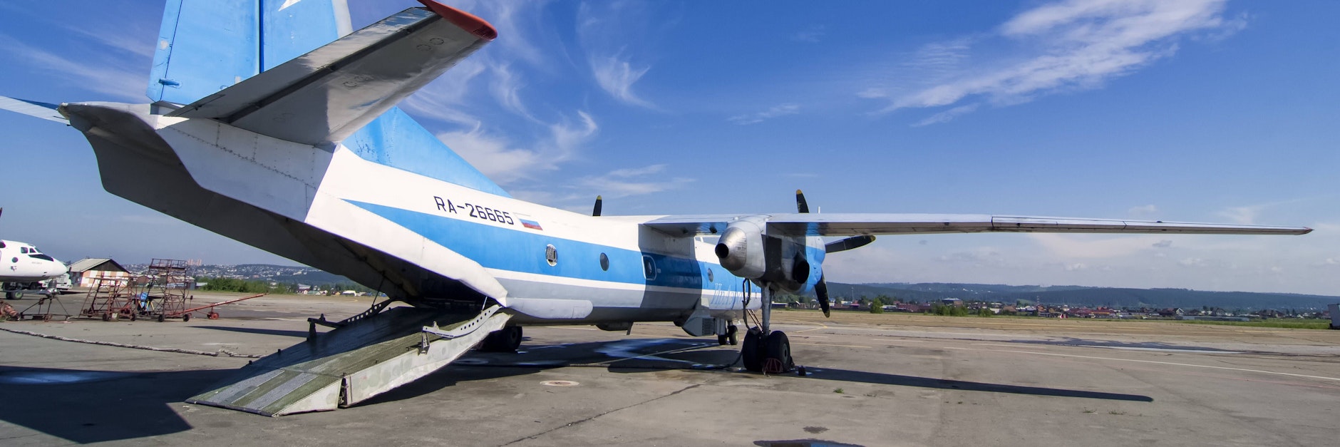 Eine Antonow AN-26. Ein Flugzeug diesen Typs ist über Russland verschwunden.