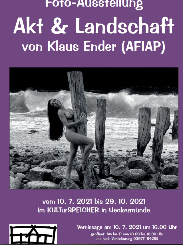 Das Plakat zu der Schau, die an den DDR-Aktfotografen Klaus Ender erinnern soll.