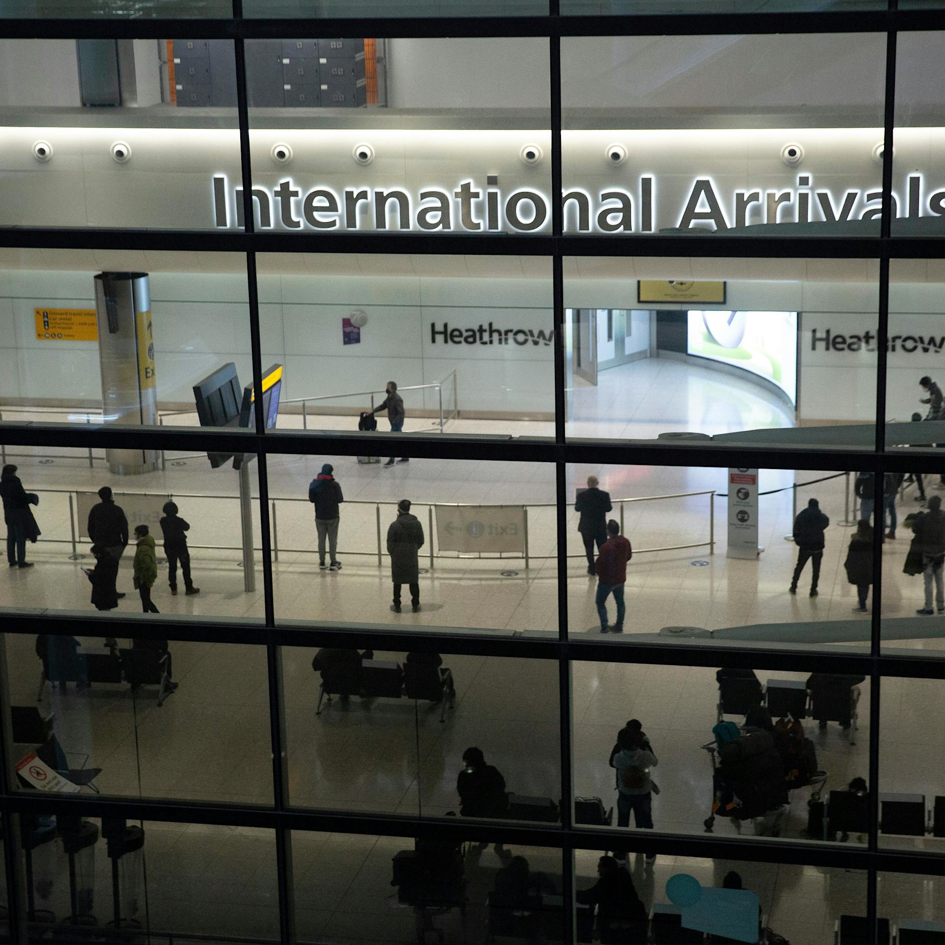 Druck auf Impfmuffel steigt: Größter Flughafen Europas plant „Überholspuren“ für vollständig Geimpfte