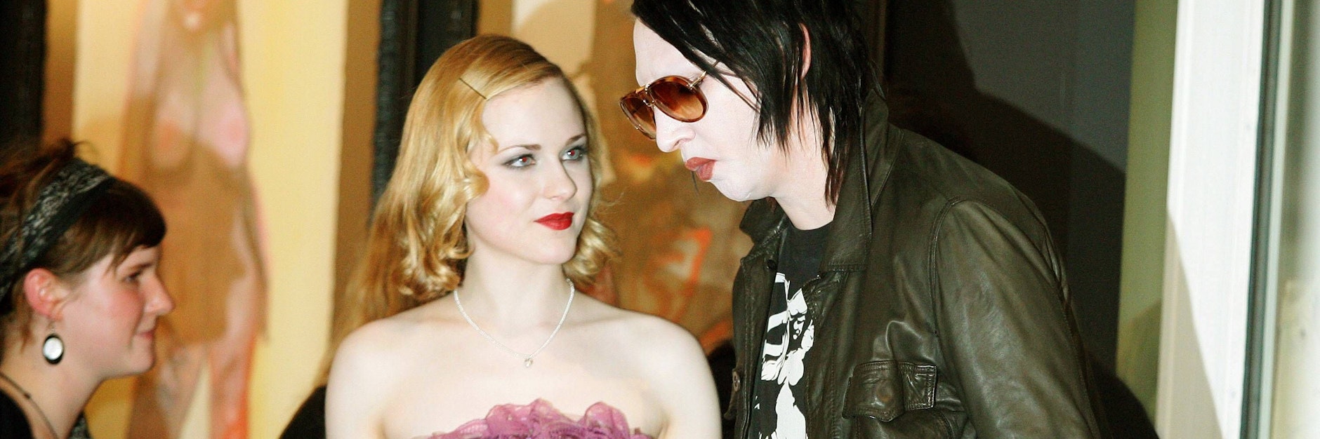 Sänger Marilyn Manson mit Lebensgefährtin und Schauspielerin Evan Rachel Wood 2007 bei der&nbsp; Präsentation seiner Kunstausstellung in Köln.&nbsp;