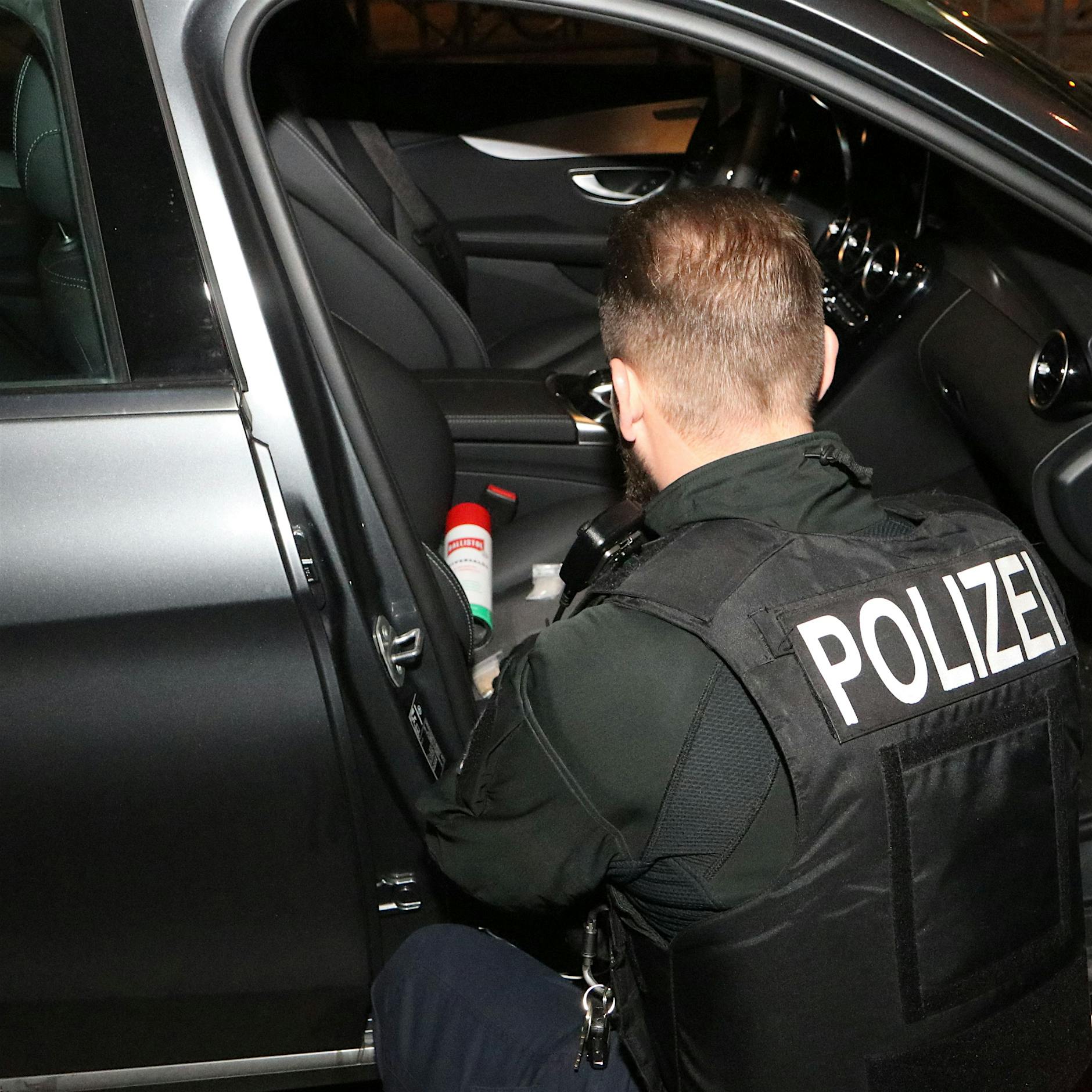 Mitarbeiter der Polizei Berlin verkauft Drogen aus Kokstaxi – Festnahme