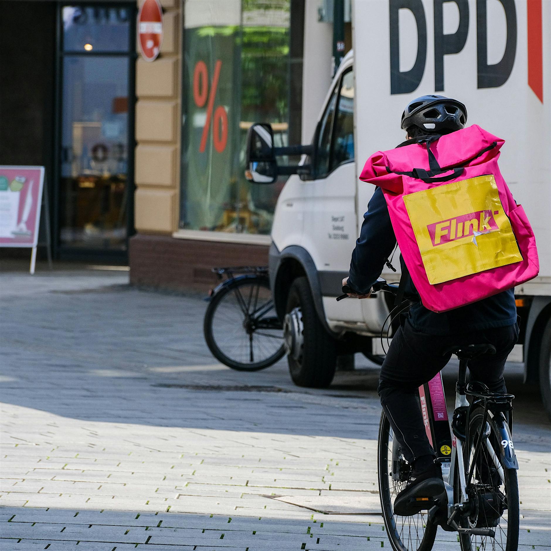 Miese Arbeitsbedingungen bei Berliner Gorillas: Sind Flink und Getir die Guten?