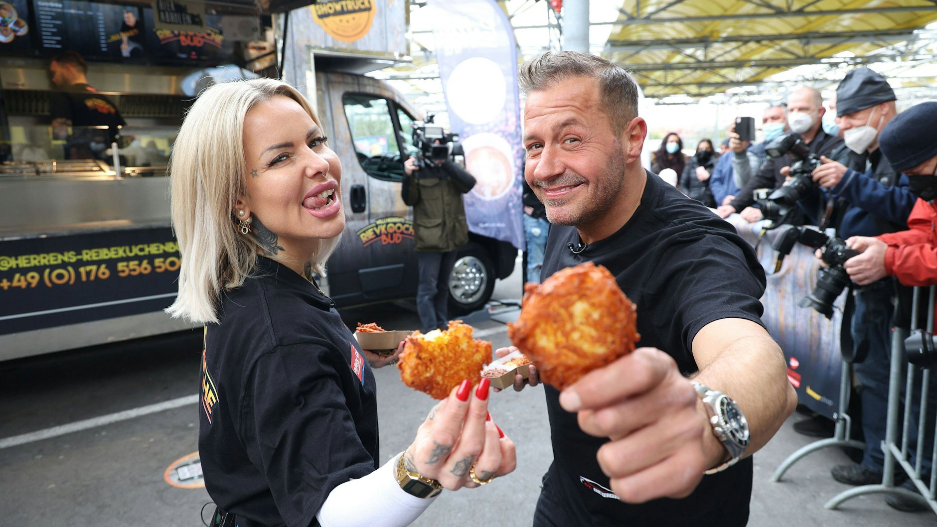 Willi Herren und Desiree Hansen eröffneten kurz vor dem Tod des Musikers zusammen einen Foodtruck.