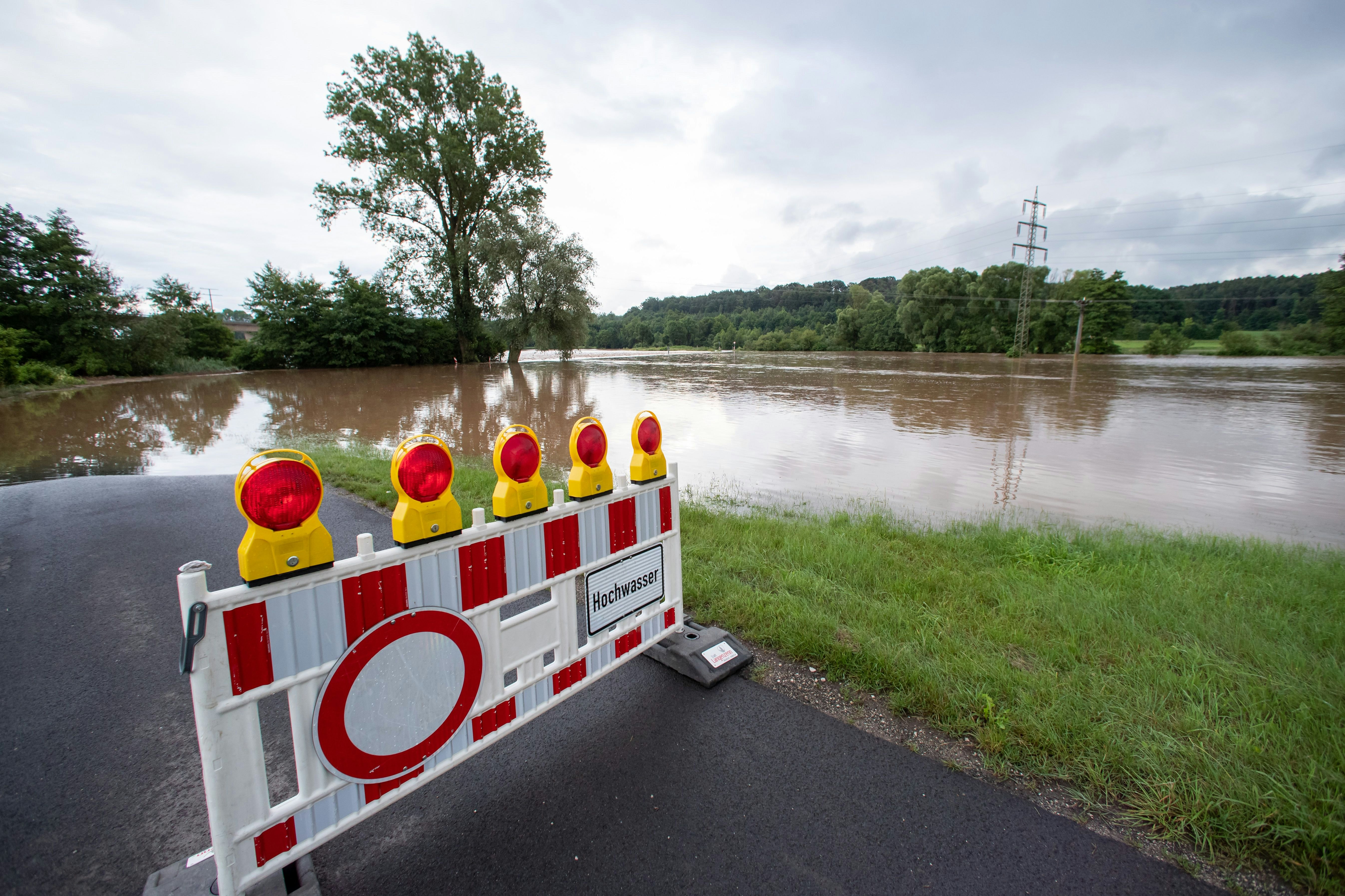 Unwetter und Stromausfall im Süden: Es bleibt wechselhaft - Vimarsana News