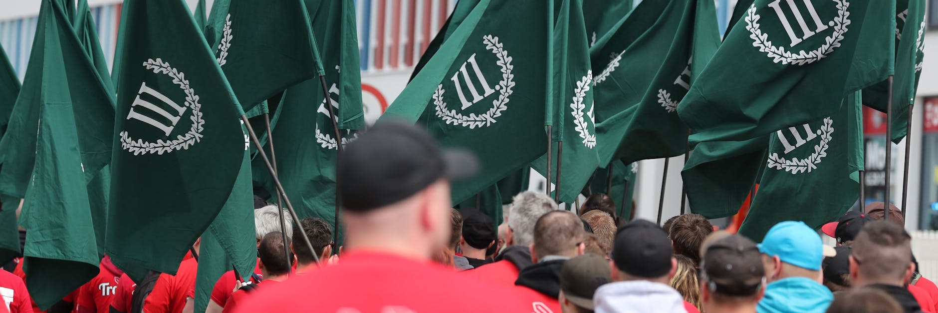 Eine Demo der Partei „Der III. Weg“ in Chemnitz.