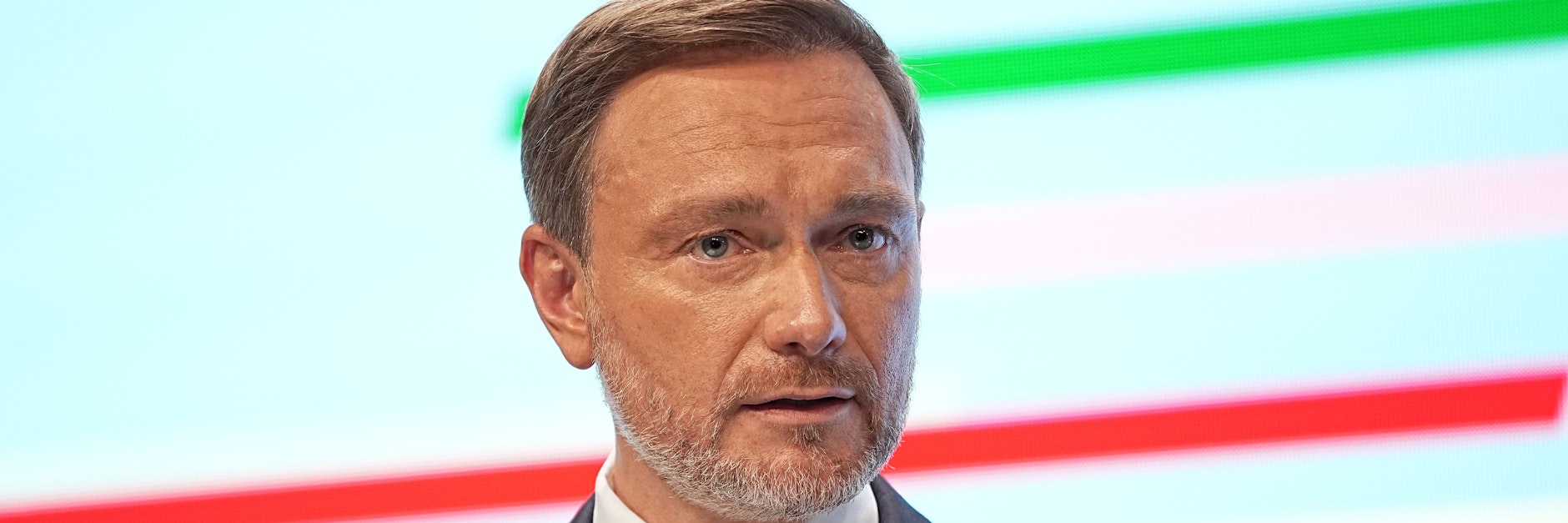 Finanzminister Christian Lindner macht ehrgeizige Versprechungen.