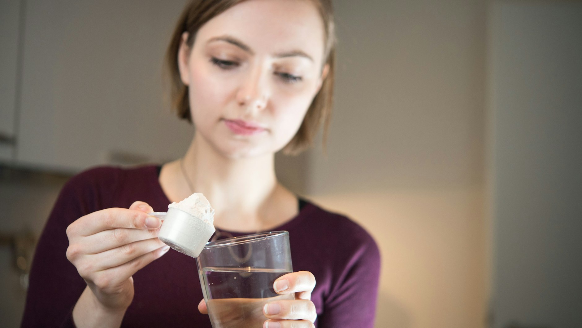 Kalorien sparen durch Abnehm-Pulver: Das hilft nicht nachhaltig bei der Gewichts-Reduktion!