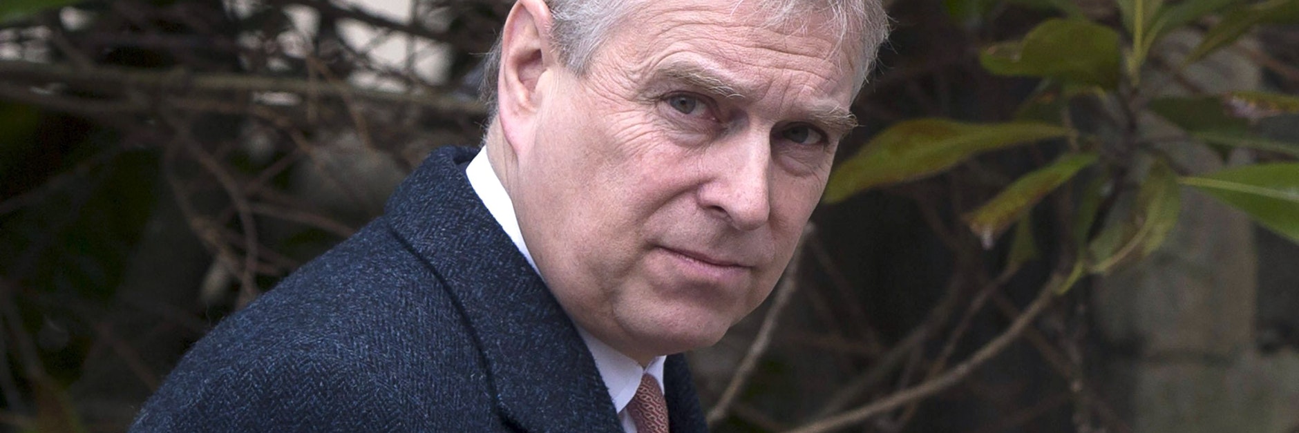 Prinz Andrew, Herzog von York. Trotz des Schuldspruchs für Strippenzieherin Ghislaine Maxwell zieht der US-Skandal um einen Ring zum Missbrauch minderjähriger Mädchen wegen möglicher prominenter Kunden weiter Kreise. Vor einem Zivilgericht in New York geht es am Dienstag erneut um Vorwürfe gegen Prinz Andrew (Archivfoto).&nbsp;