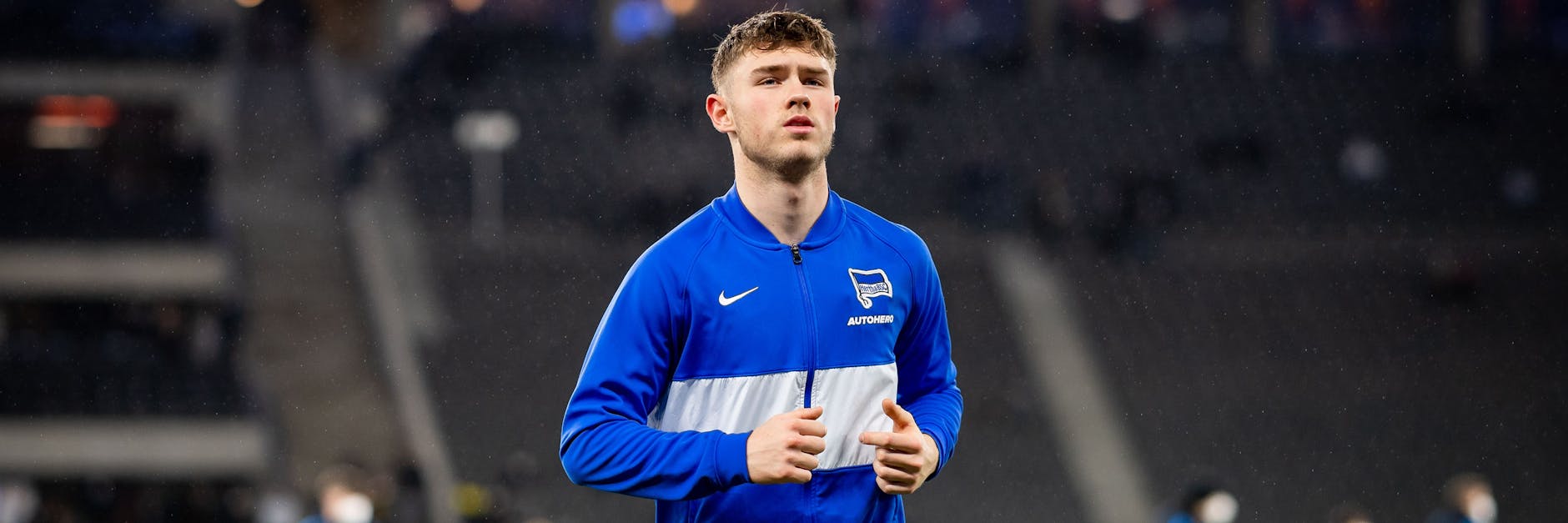 Herthas Nachwuchs-Hoffnung Linus Gechter (17) hat es auch erwischt. Der Abwehrmann fällt vorerst wegen eines positiven Corona-Tests aus.