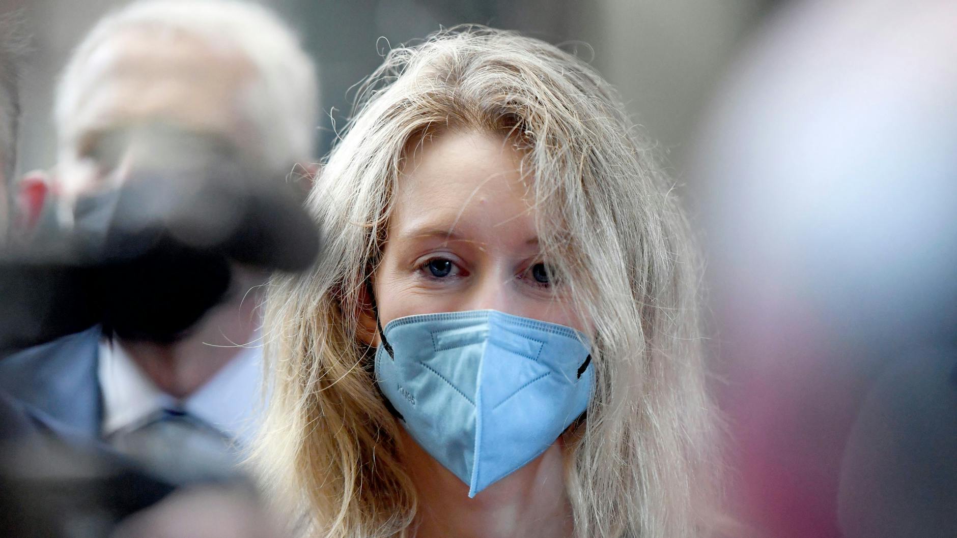 Elizabeth Holmes sagte vor Gericht, sie habe aufrichtig an die Technologie geglaubt. 