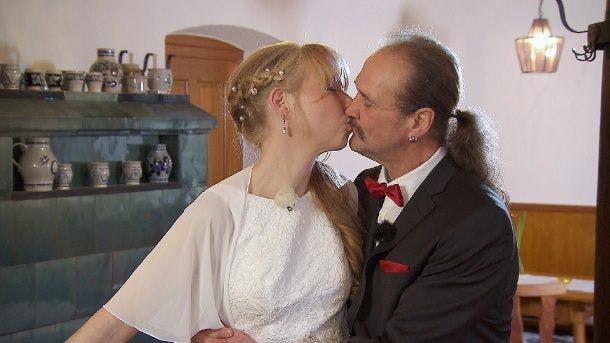 Fünf Jahren nach ihrem Kennenlernen bei „Bauer sucht Frau“ gaben sich Biobauer Gottfried und Martina das Ja-Wort.