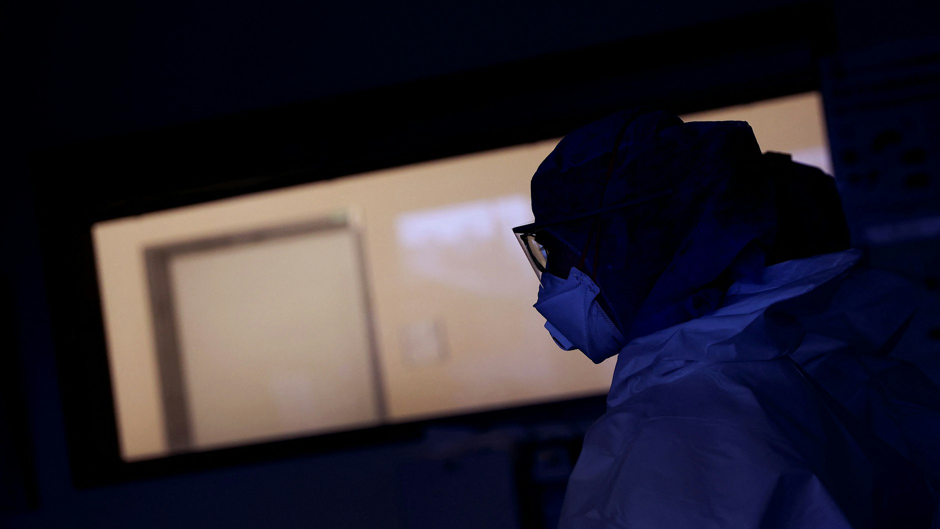 Forschende glauben, dass Omikron wegen seiner raschen Ausbreitung und seiner hohen Infektiosität noch zu einer größeren Belastung für das Gesundheitssystem werden könnte.