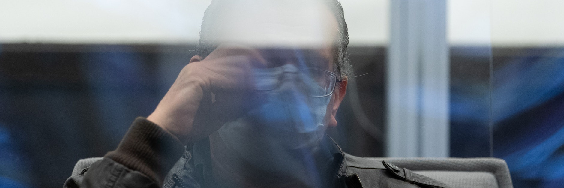 Der Angeklagte Elmar J. vor dem Landgericht Paderborn (NRW).