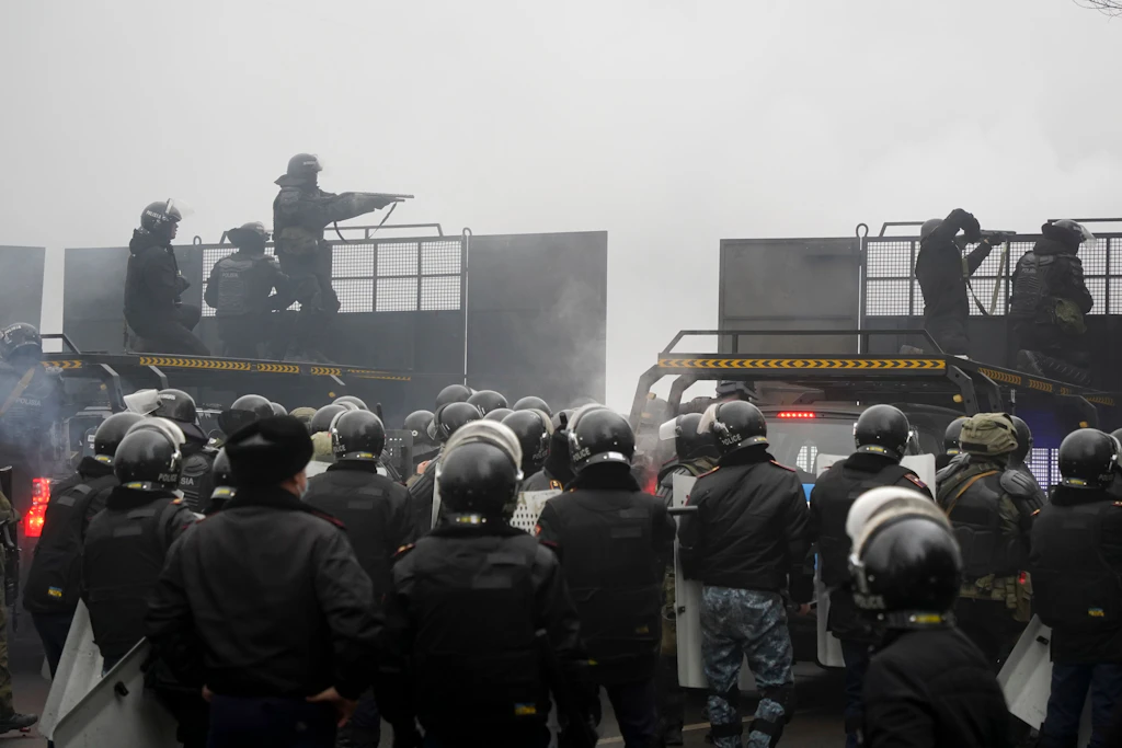 Kasachstans Präsident kündigt „hartes Vorgehen“ gegen Massenproteste an