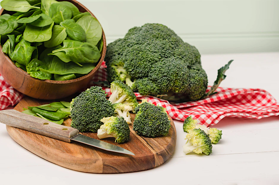 Brokkoli ist unfassbar gesund und richtig lecker. Probieren Sie mal diesen Salat.