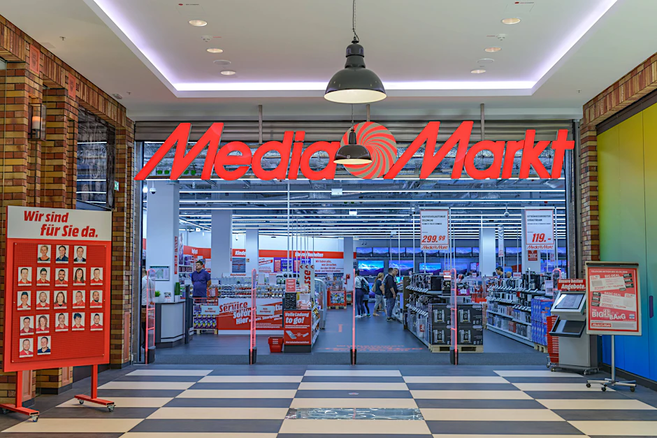 Media Markt setzte in einigen Filialen die 2G-Regel aus.